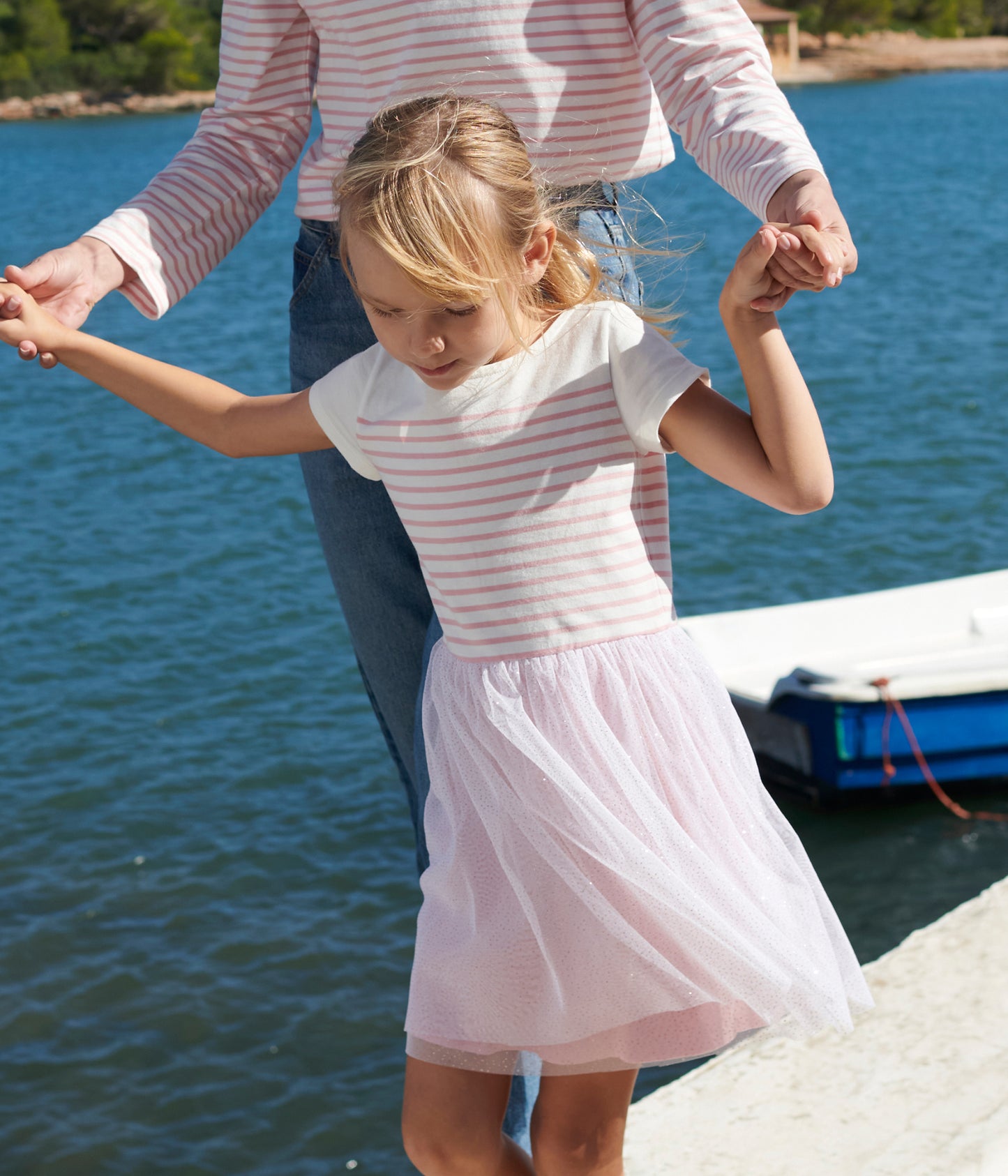 Kortærmet kjole med tylskørt til børn - striber