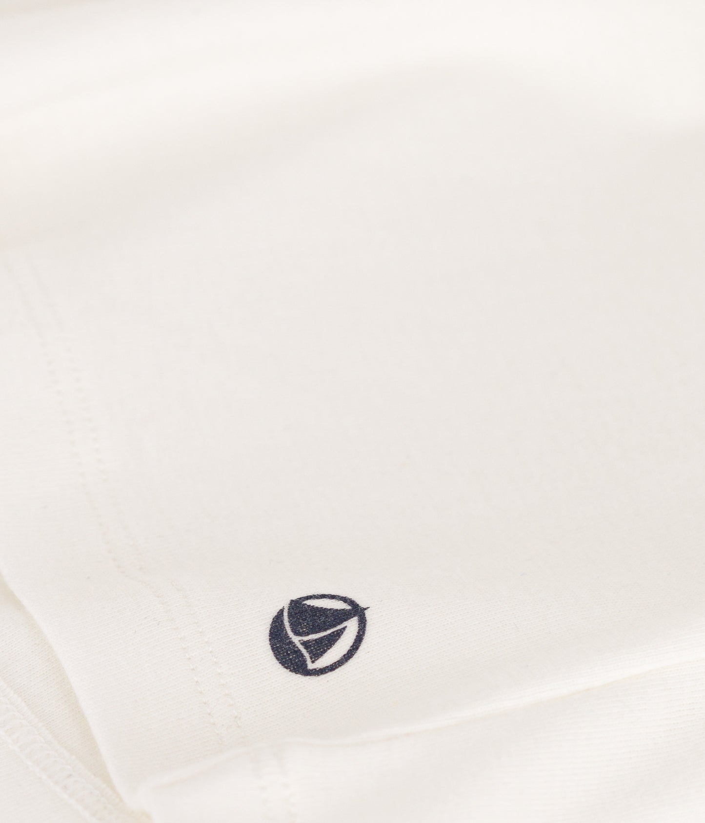 T-shirt i ensfarvet med flæseærme til piger - hvid