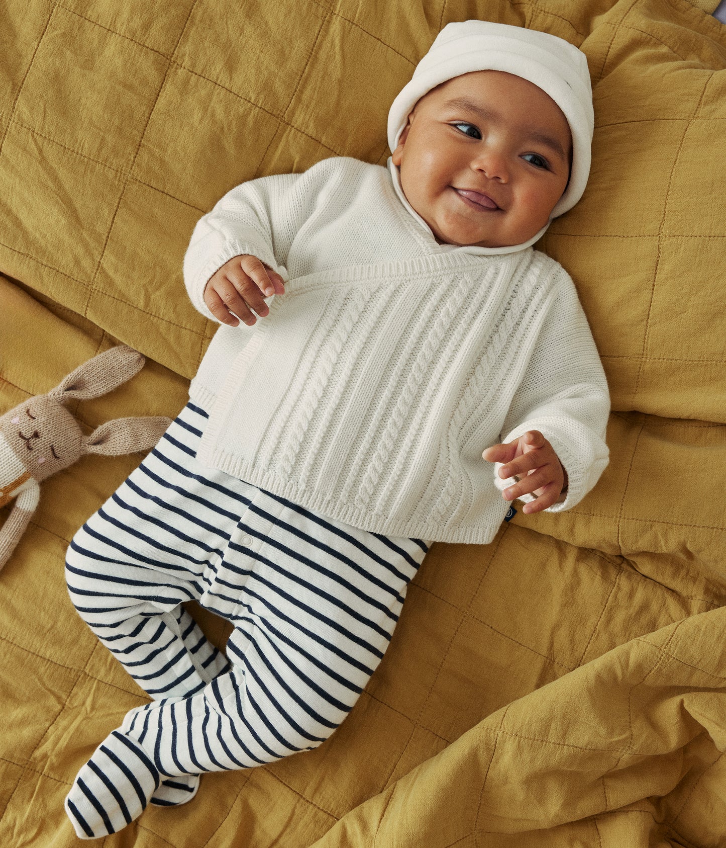Cardigan i uld og bomuld til baby med krydslukning - hvid