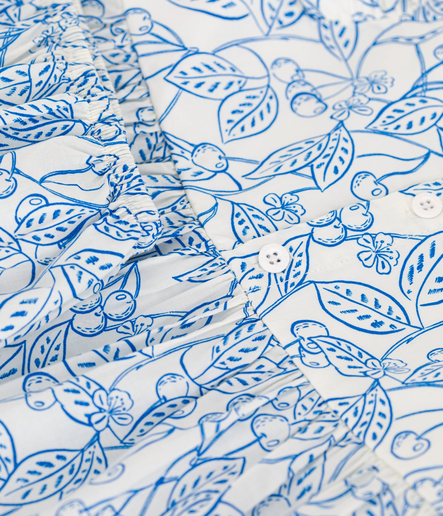 Kjole og bloomers til baby - lyseblåt kirsebærprint