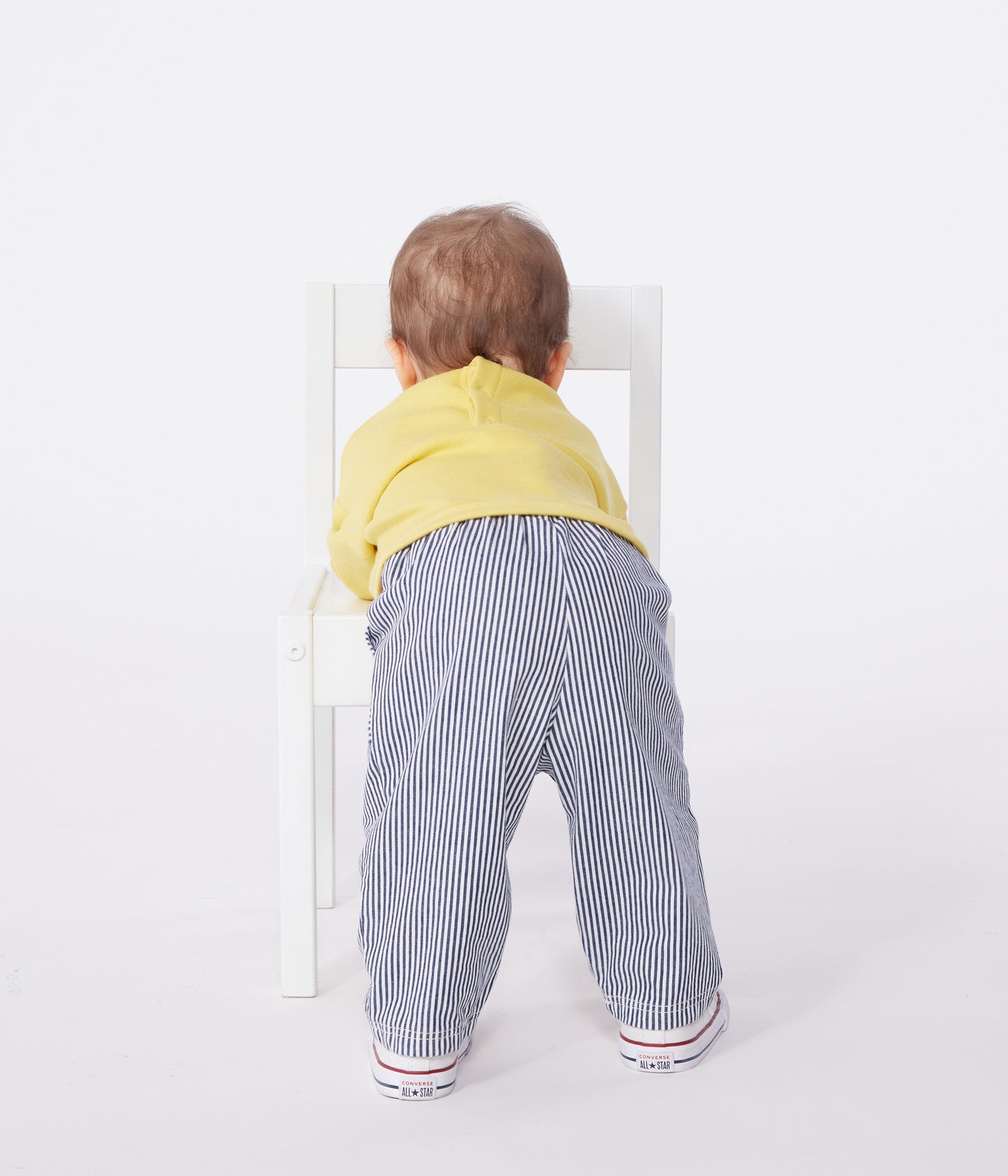 Sweatshirt til baby i gul med logo