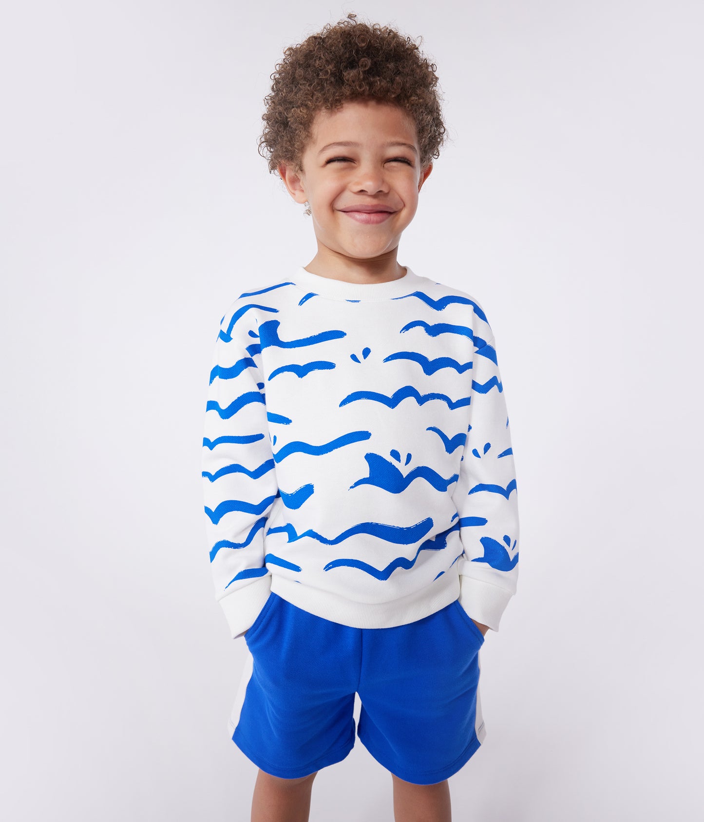 Sweatshirt i bomuld til børn med blåt hvalprint