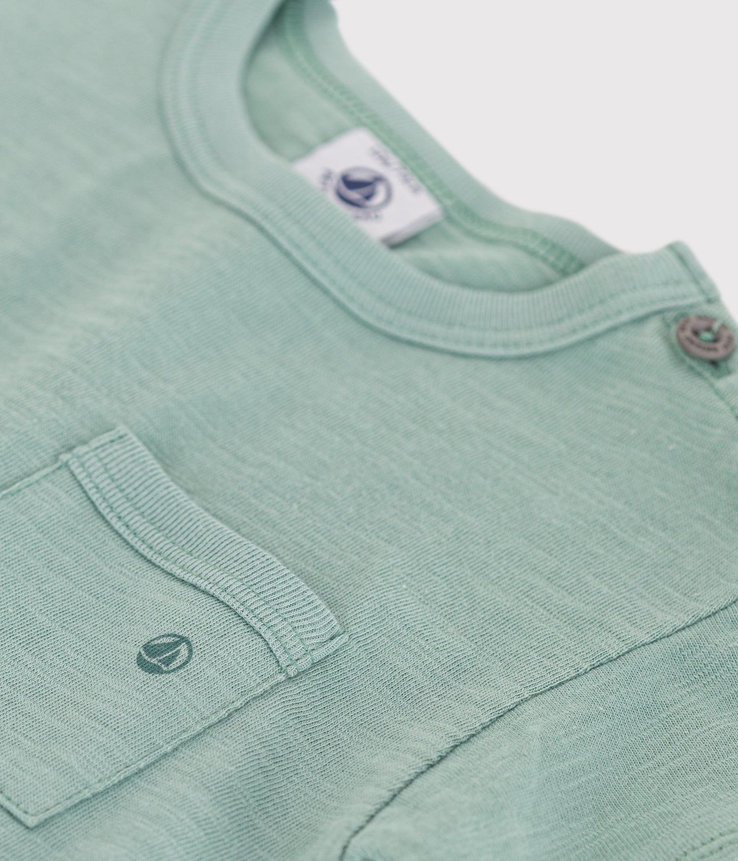 T-shirt i jersey med lomme til baby - grøn