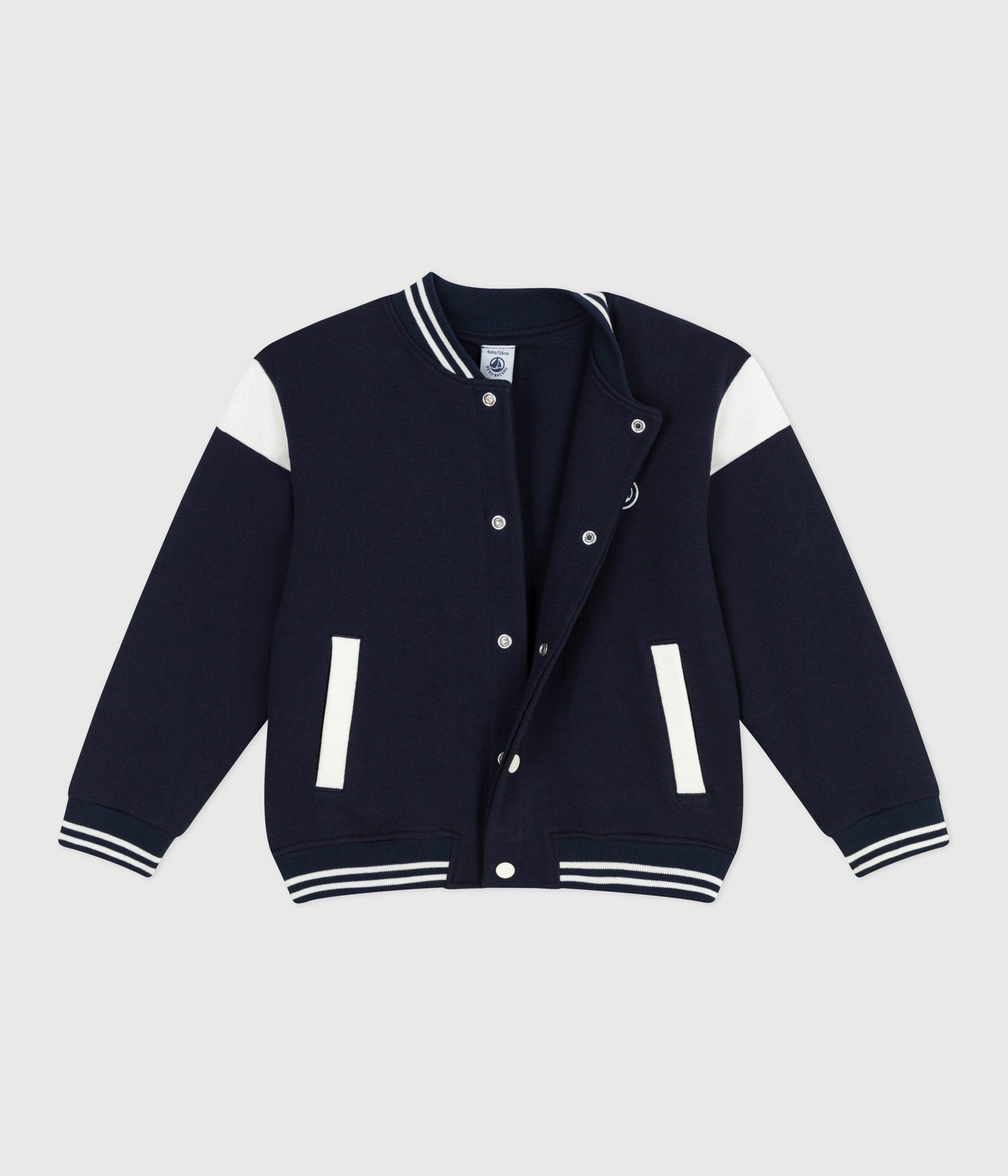 Varsity-style jakke i mørkeblå med logo på ryggen