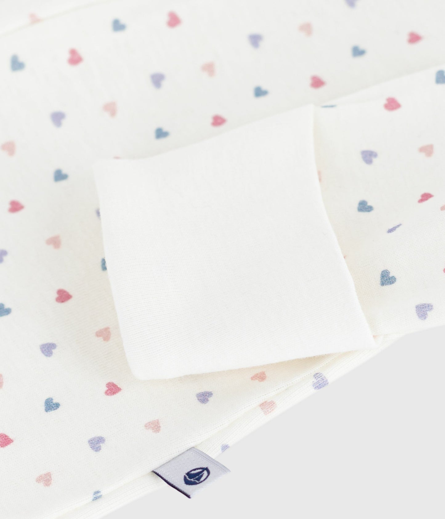 Pyjamas i bomuld til baby med små multifarvede hjerter