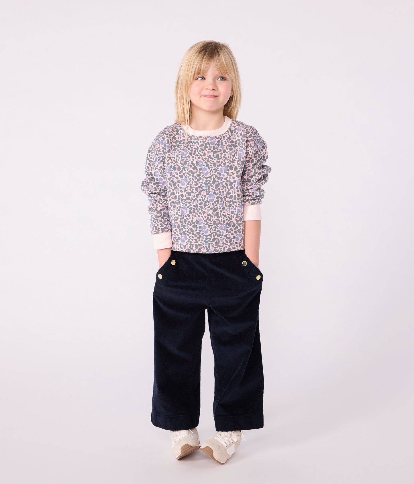 Blomstret sweatshirt til piger