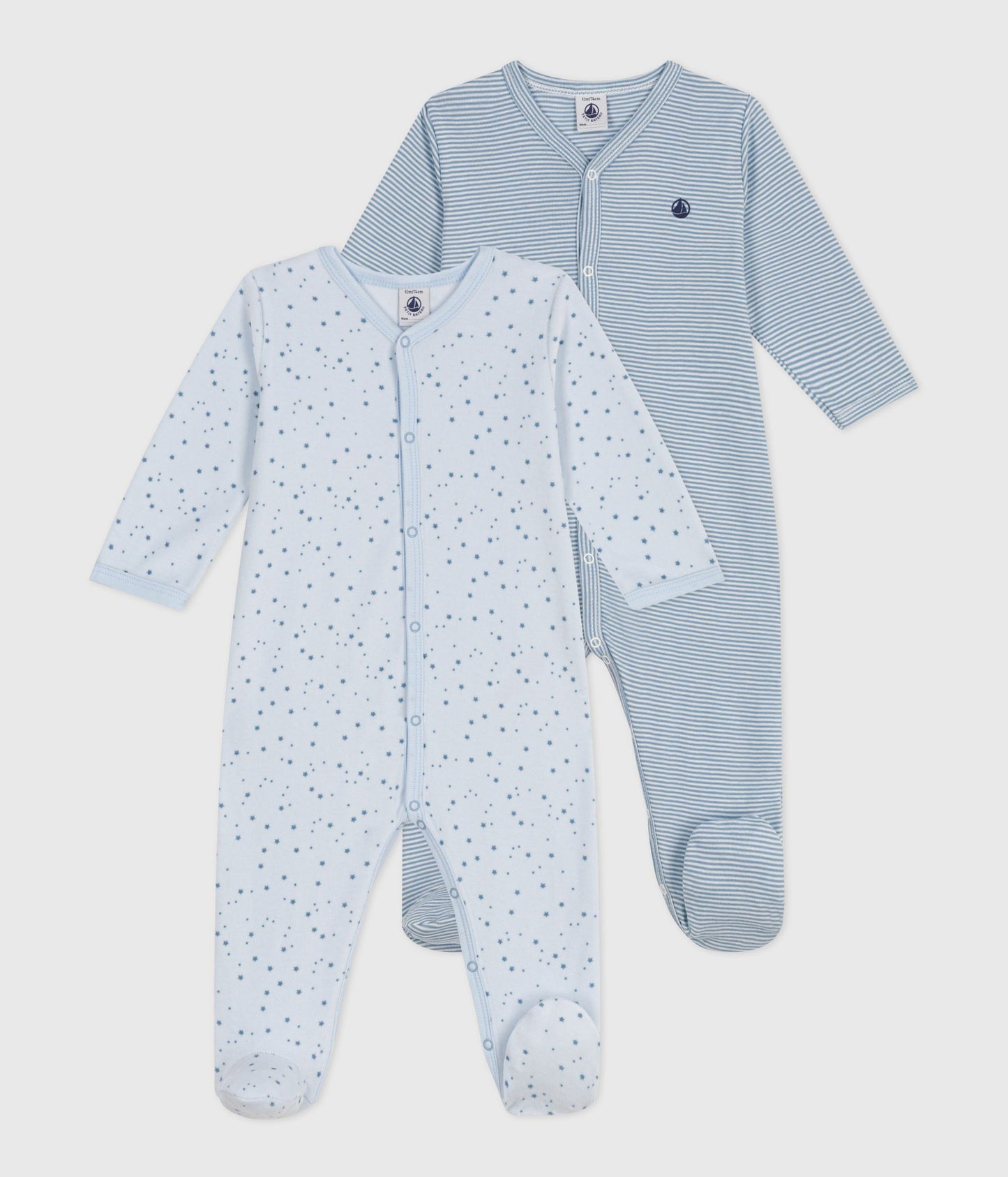 2-pak pyjamas til baby med lyseblå striber og stjerner