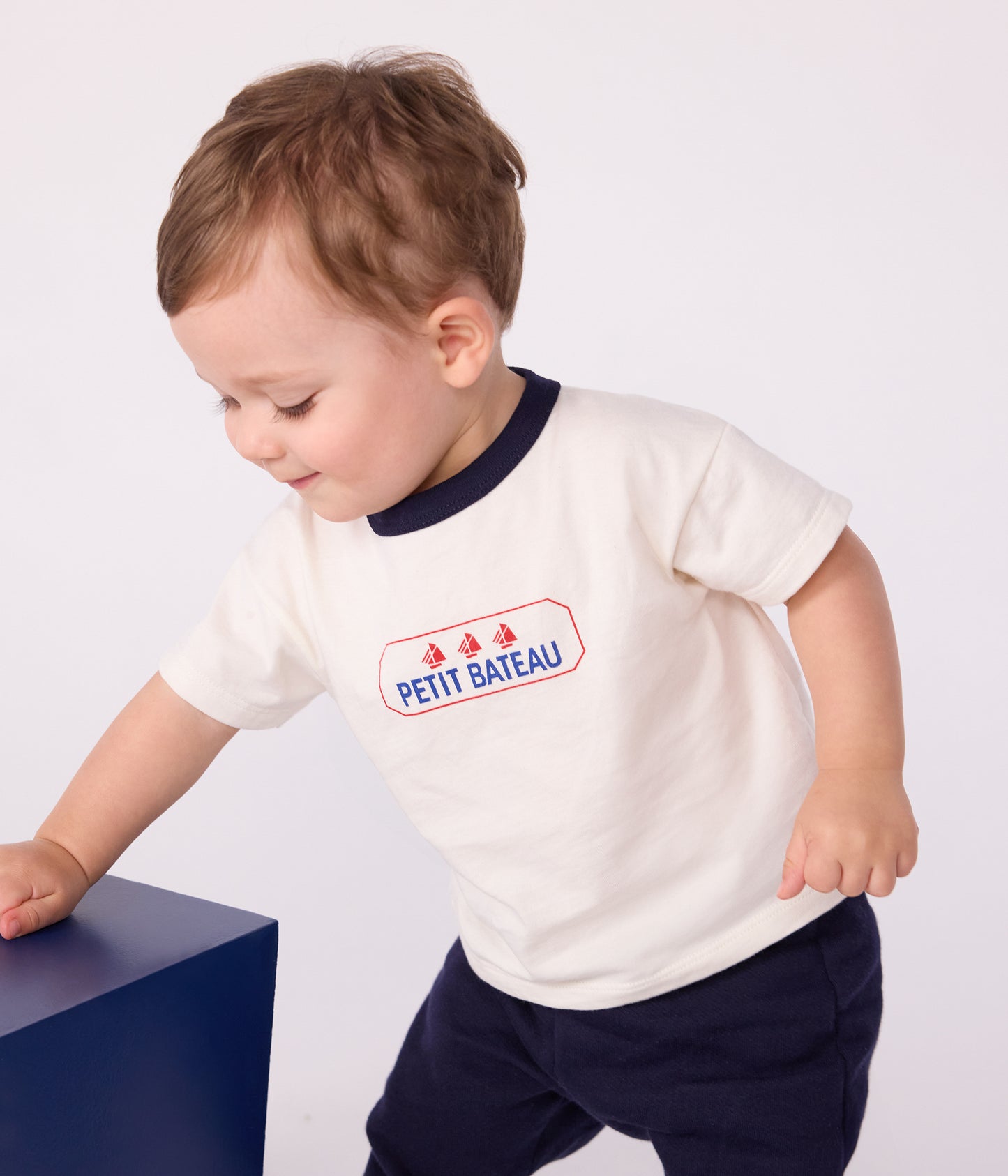 T-shirt i bomuld til baby med logo