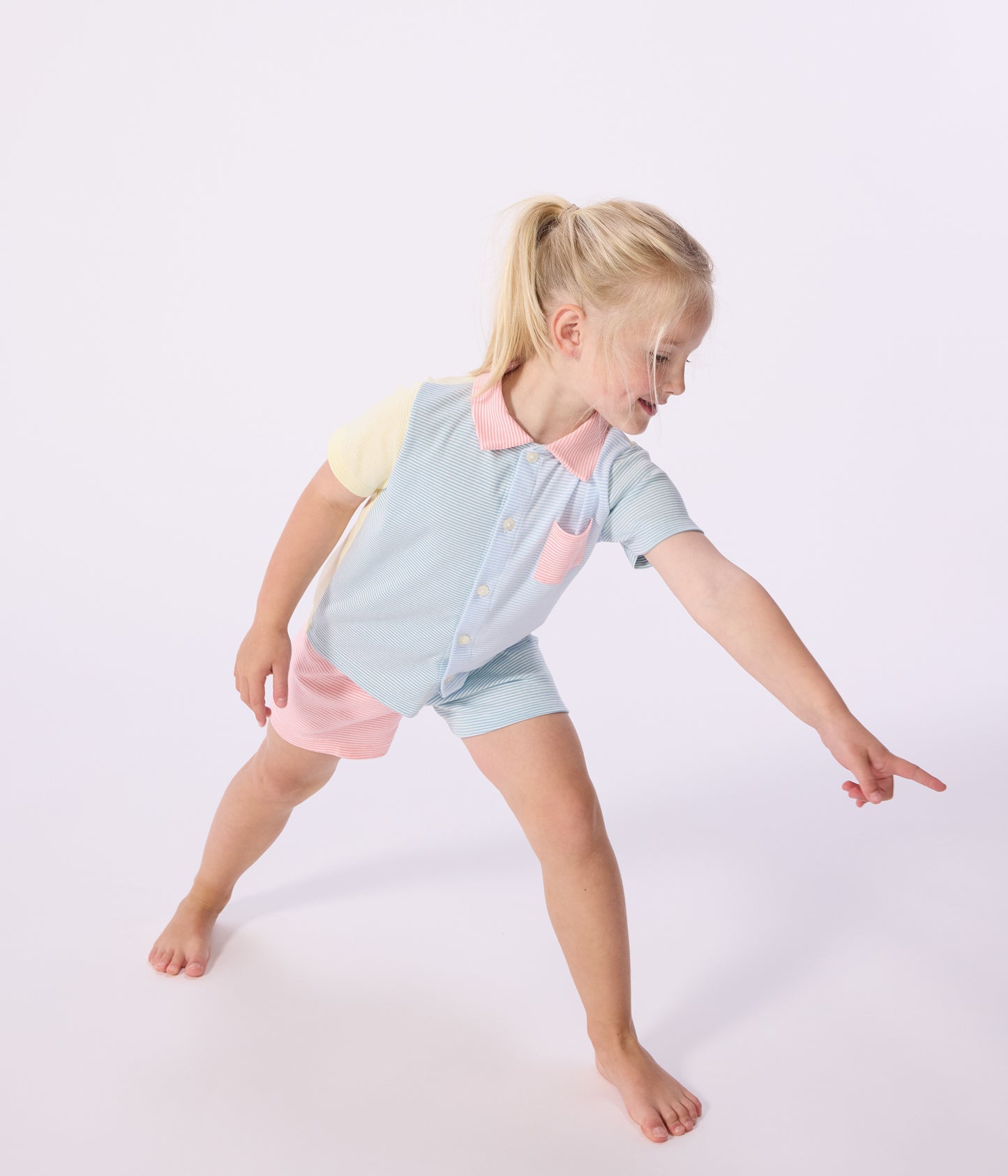 Pyjamas med knapper og korte ben - Multi striber