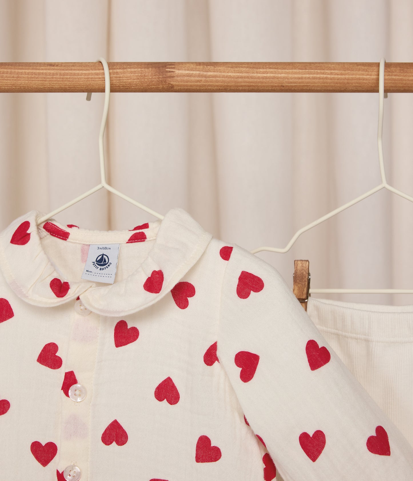 2-delt bomuldssæt med skjorte - Røde hjerter