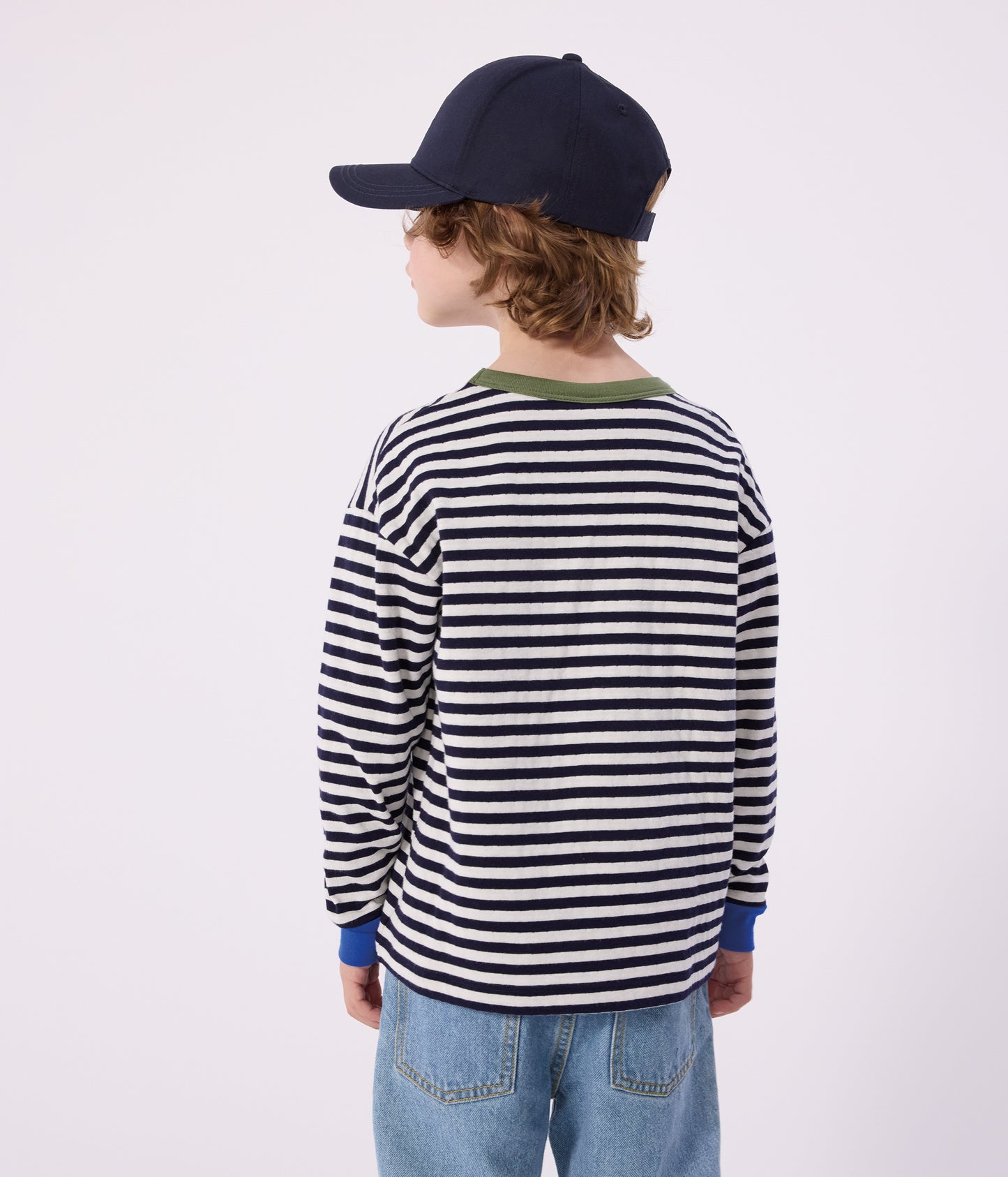Langærmet stribet bomulds t-shirt med olivengrøn krave