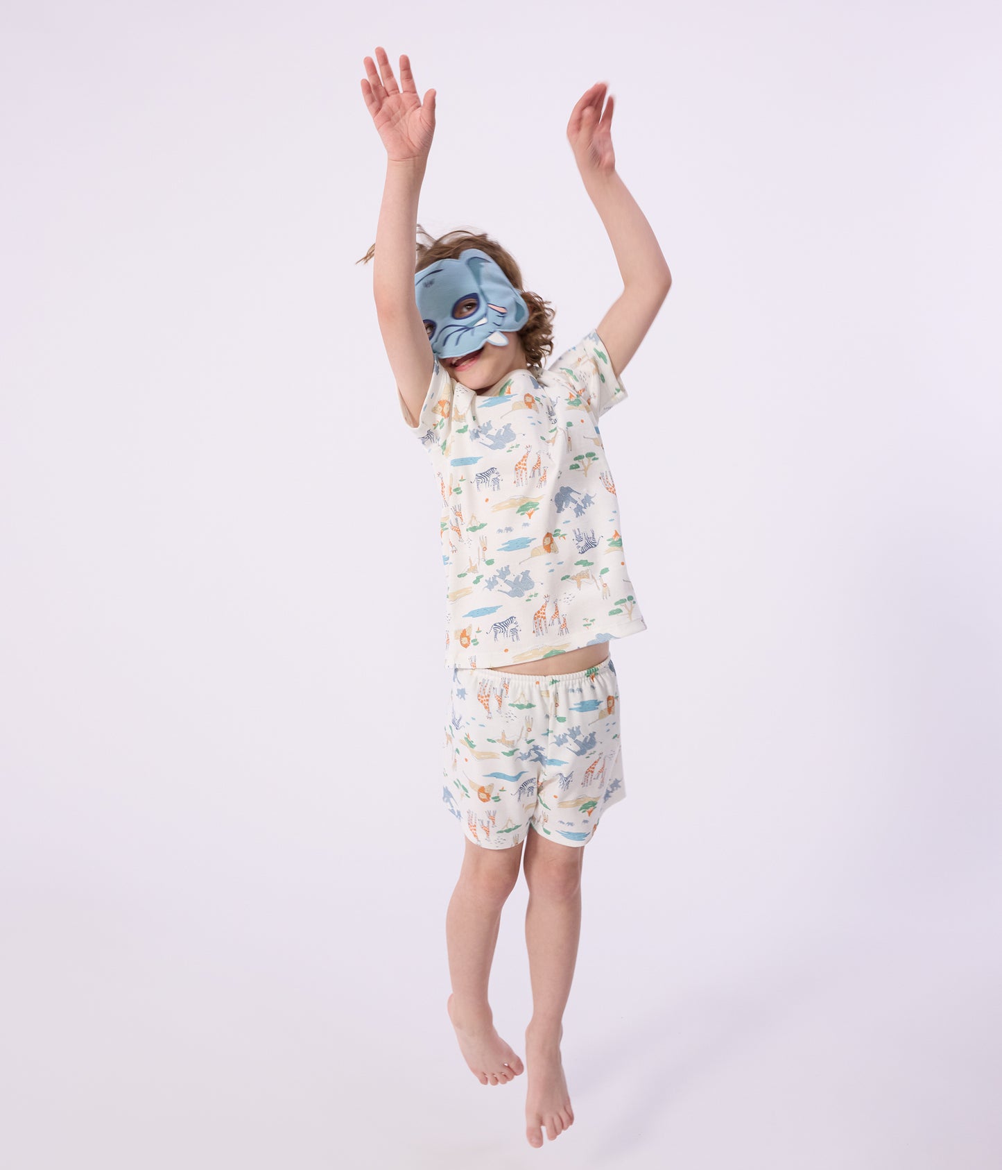 Kortærmet pyjamas med safari print og elefantmaske