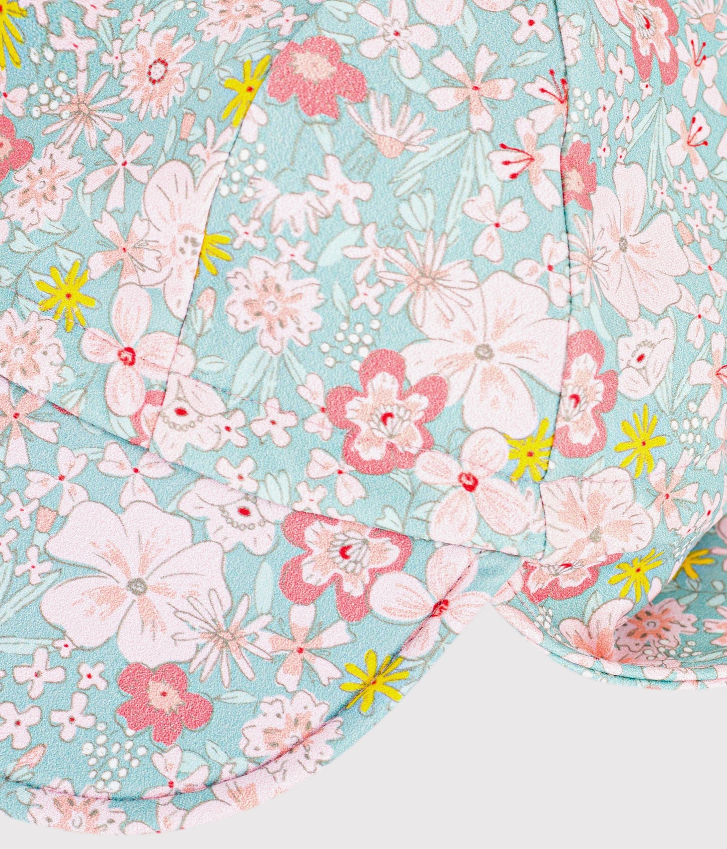 UV-beskyttende solhat med blomsterprint