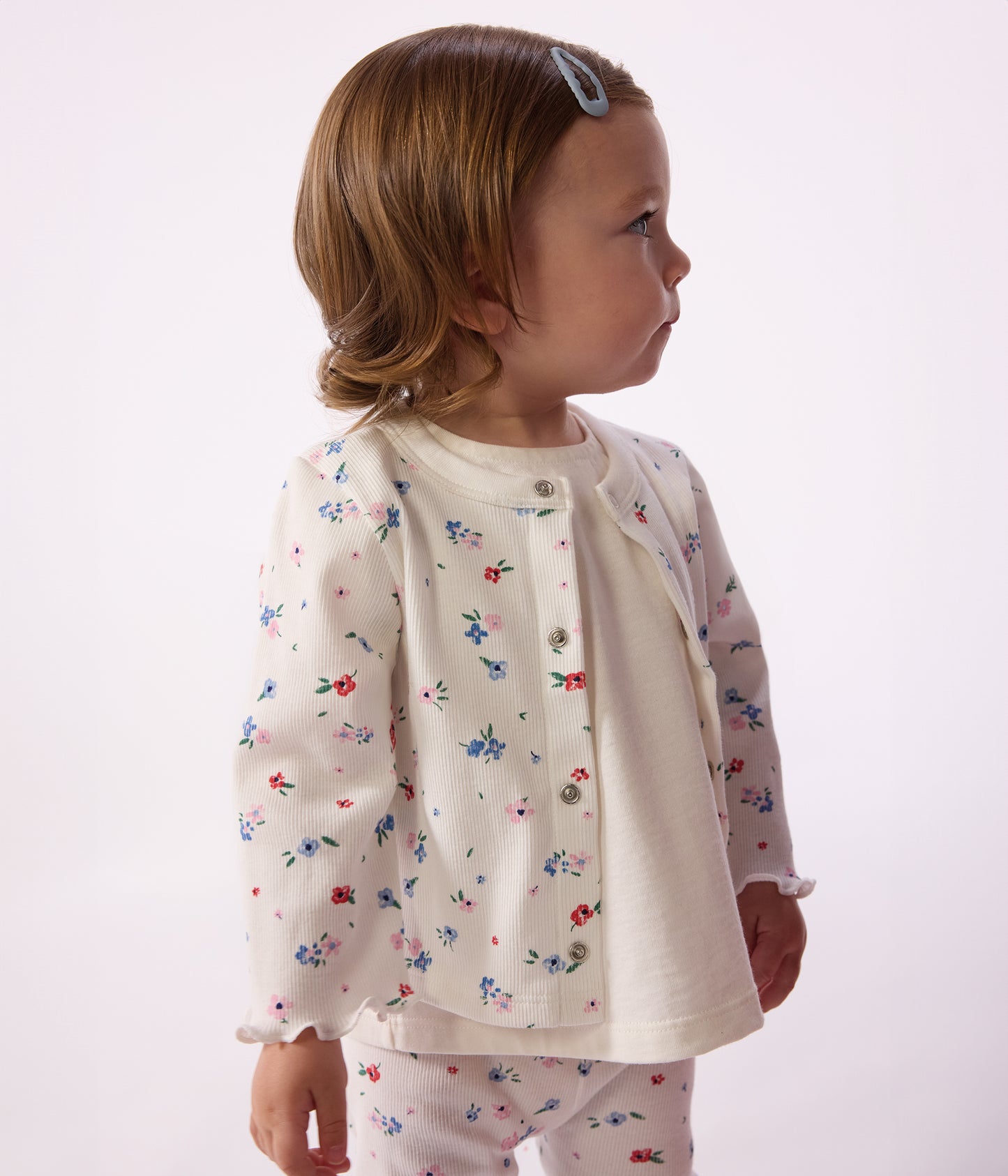 Bomuldscardigan til baby - Hvid med blomsterprint
