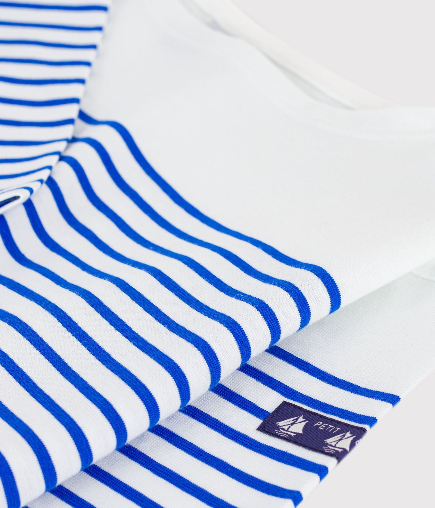 Langærmet t-shirt til drenge - Perseblå striber