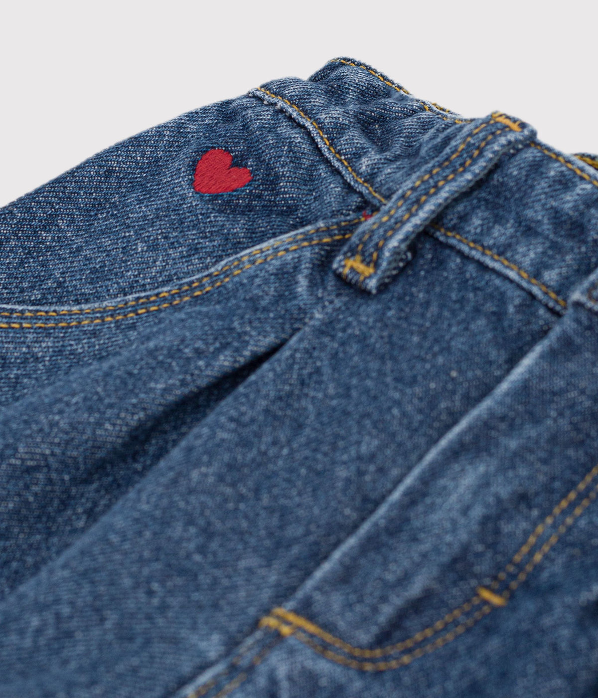 Denimbukser til baby med broderet hjerte - Denim Moyen