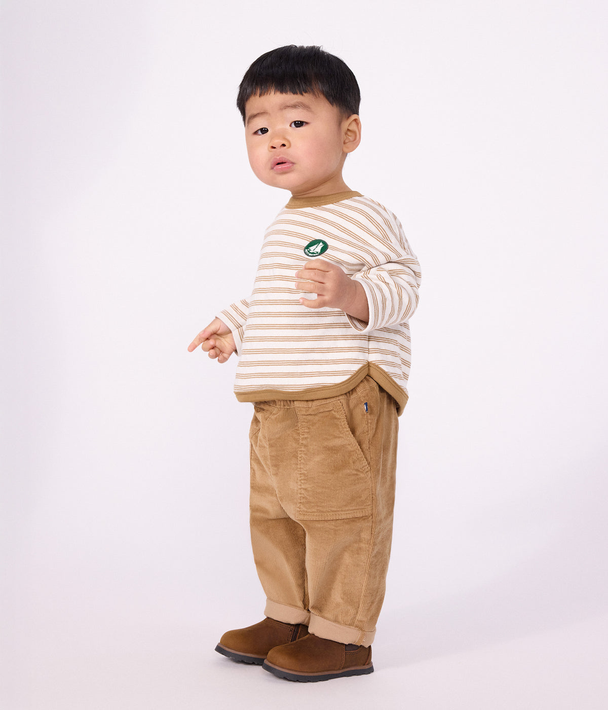 Langærmet stribet t-shirt til baby - LATTE/MILK